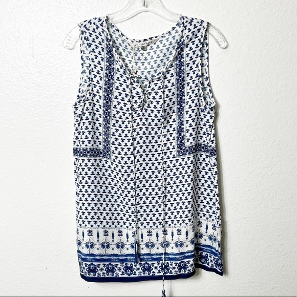 MAX STUDIO WOMEN SLEEVELESS BLUE WHITE BLOUSE 100% RAYON NEW WITH TAGS SMALL - Picture 1 of 6